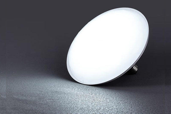 COB光源和LED光源有什么区别？COB光源和LED光源哪个好？