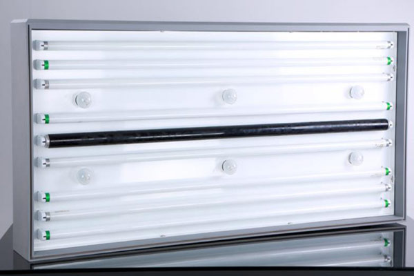 标准光源箱D65对色灯管的配置情况是怎么样的？